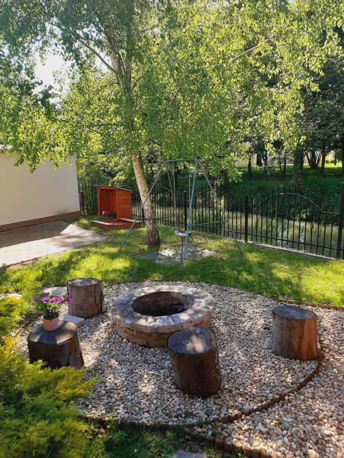 Aqua Apartman Gyula Luaran gambar