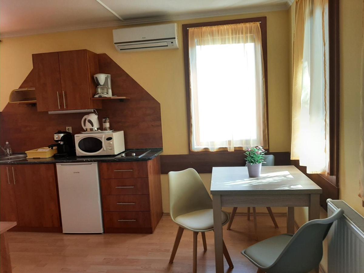 Aqua Apartman Gyula Luaran gambar
