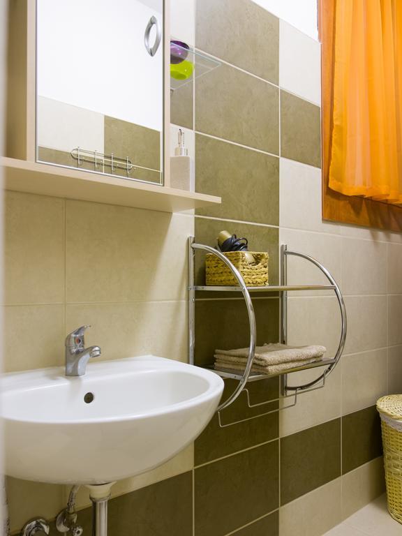 Aqua Apartman Gyula Bilik gambar