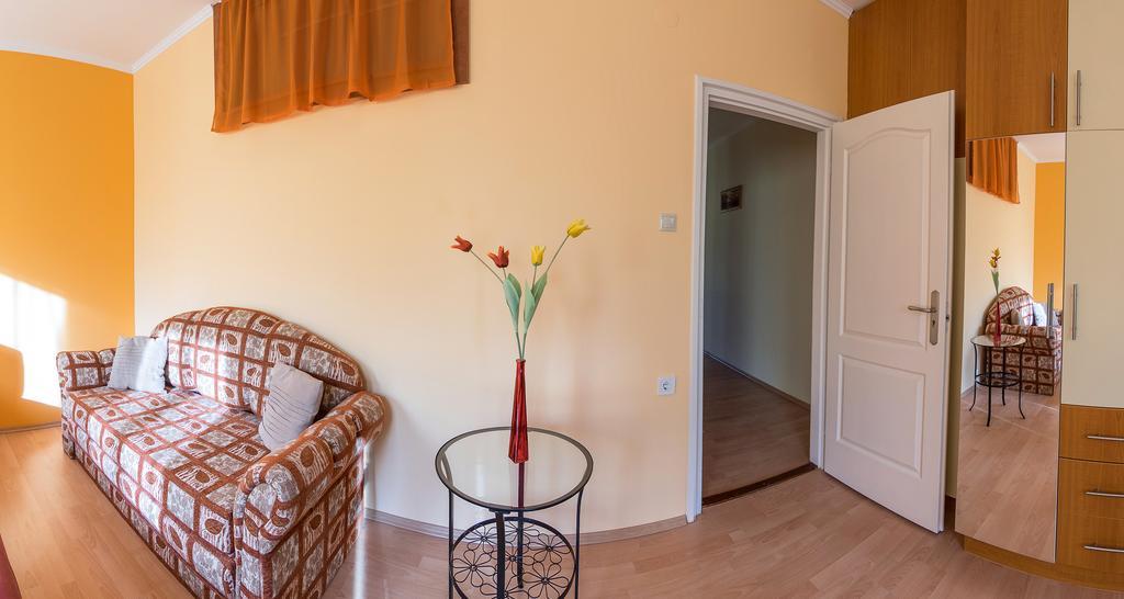 Aqua Apartman Gyula Luaran gambar